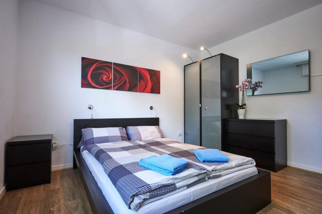 Großzügiges Apartment nahe Frankfurt Rote Warte Exterior foto